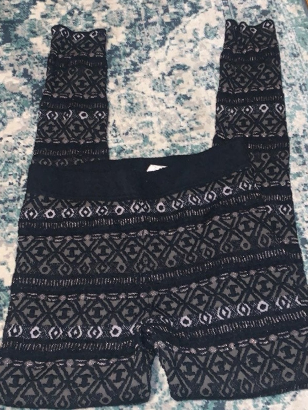 Free People Black and Gray Patterned Thick Knit Leggings